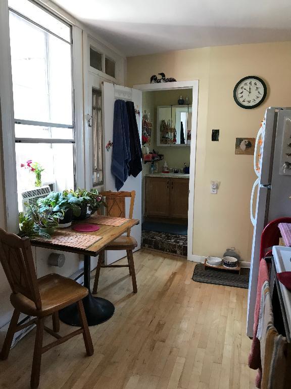 Belle chambre ensoleillée à louer au coeur de Verdun – 10 novembre 2025 | 3178294