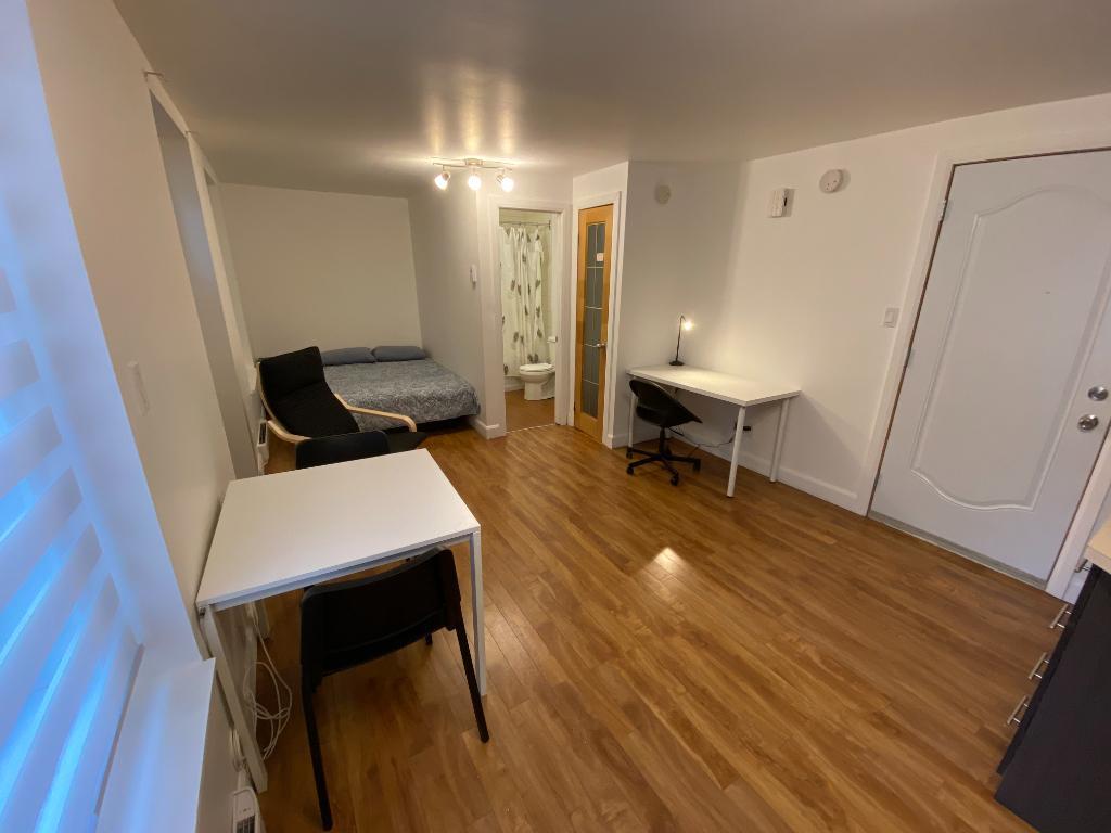 Super Studio loué tout compris, meublé et équipé au centre ville | 3178295