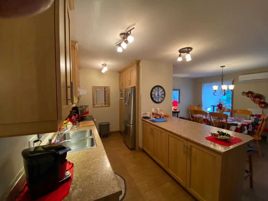 Beau grand 5 1/2 Fleurimont | 3178695