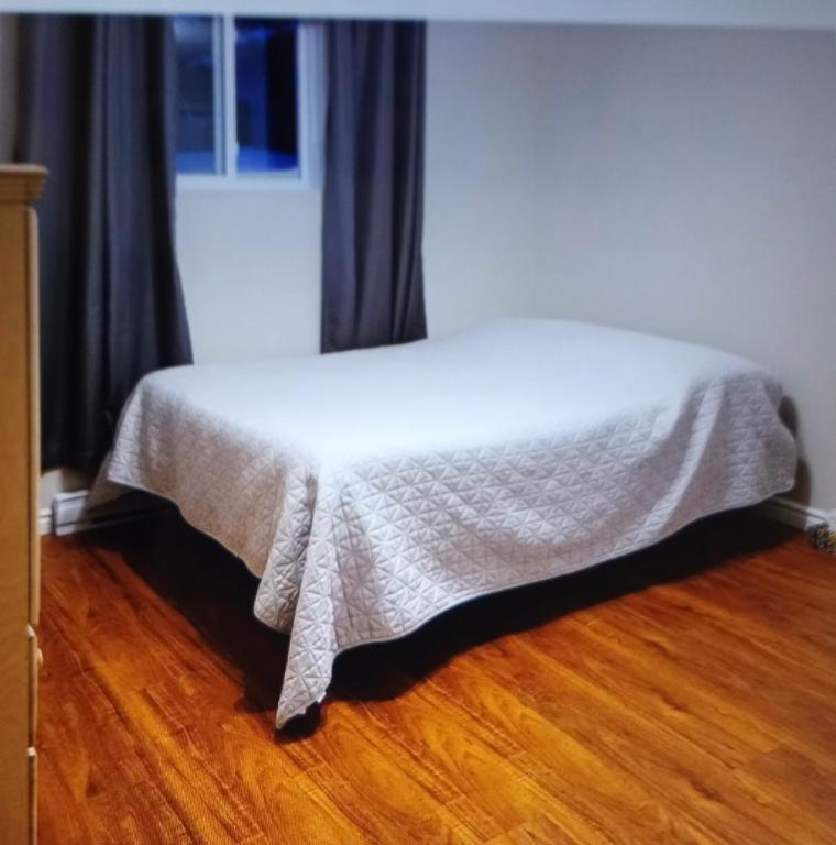 Logement 3 1/2 | 3179106