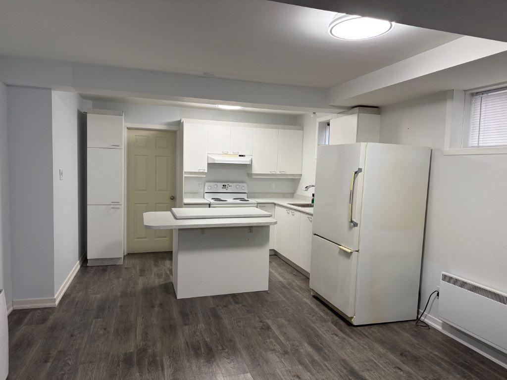 Magique 3 1/2 À Côté Parc Michel Chartrand | 3179121