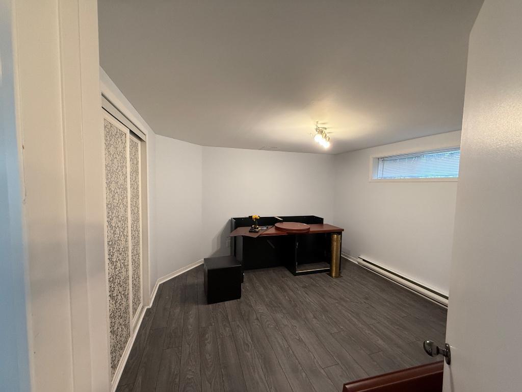 Magique 3 1/2 À Côté Parc Michel Chartrand | 3179121