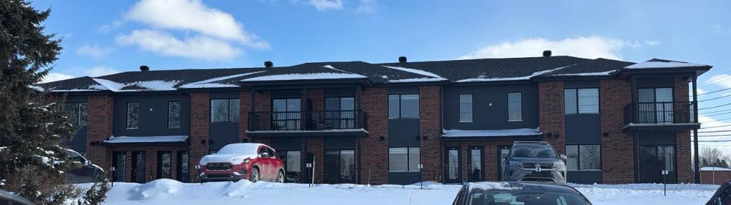 4 1/2 À LOUER (Bromptonville) | 3179136
