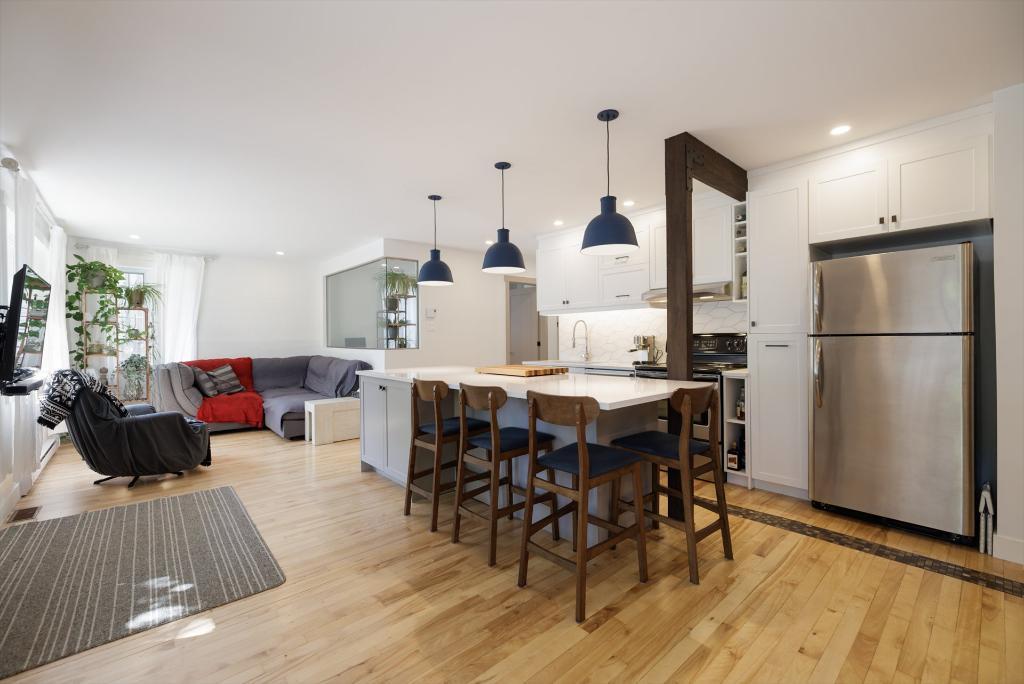 Apartement 5 1/2 (BAS de DUPLEX) | 3179226