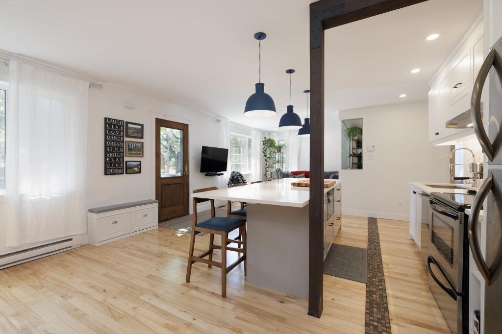 Apartement 5 1/2 (BAS de DUPLEX) | 3179226