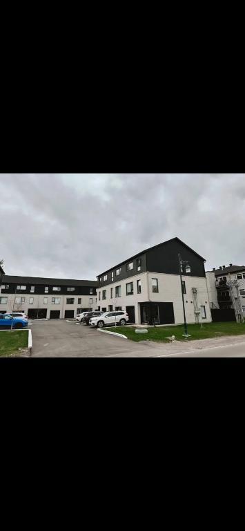 5 1/2 À LOUER GARAGE | 3179237