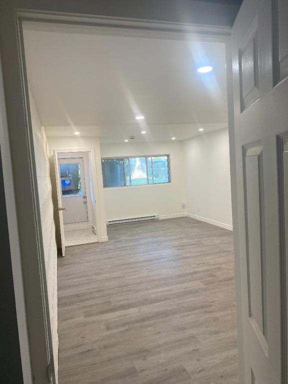 Luxueux 3 ½ Neuf à Louer – Anjou – Avec Stationnement Privé | 3179521