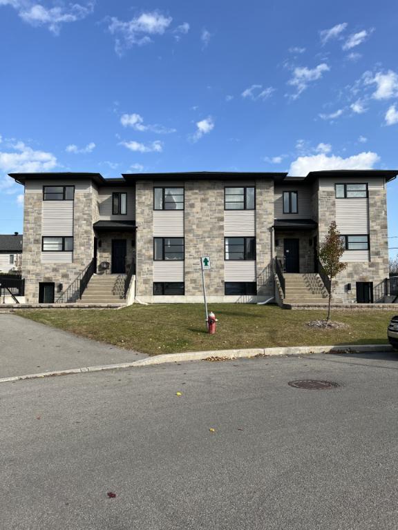 Logement 4 1/2 à Blainville | 3179542