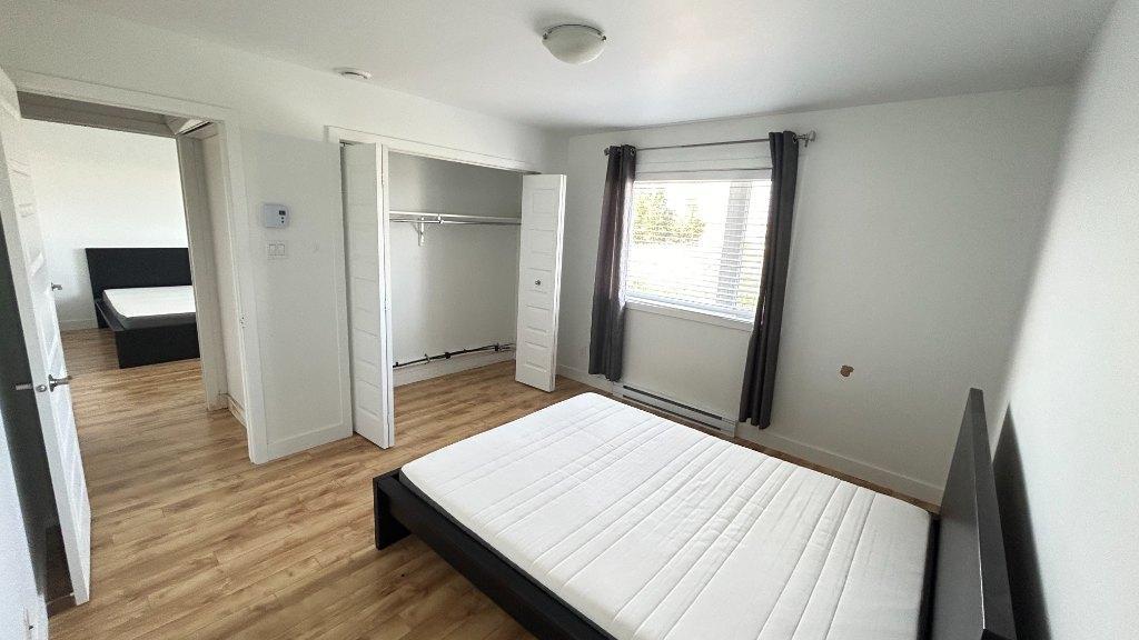 1er décembre 5 1/2 MEUBLÉ, IDÉAL POUR ÉTUDIANTS, près UQTR, Air climatisé, Lave-vaisselle, micro-onde, aspirateur, stationnements déneigés NON-FUMEUR | 3179576