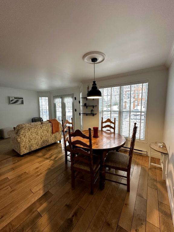 1CH HYDRO INTERNET MEUBLES INCLUS | 3179583