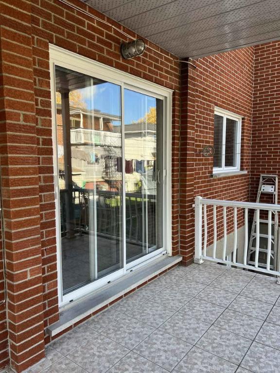 Beau grand 5½ à Ahuntsic – 3 chambres, sous-sol, cour et 2 stationnements! | 3179595