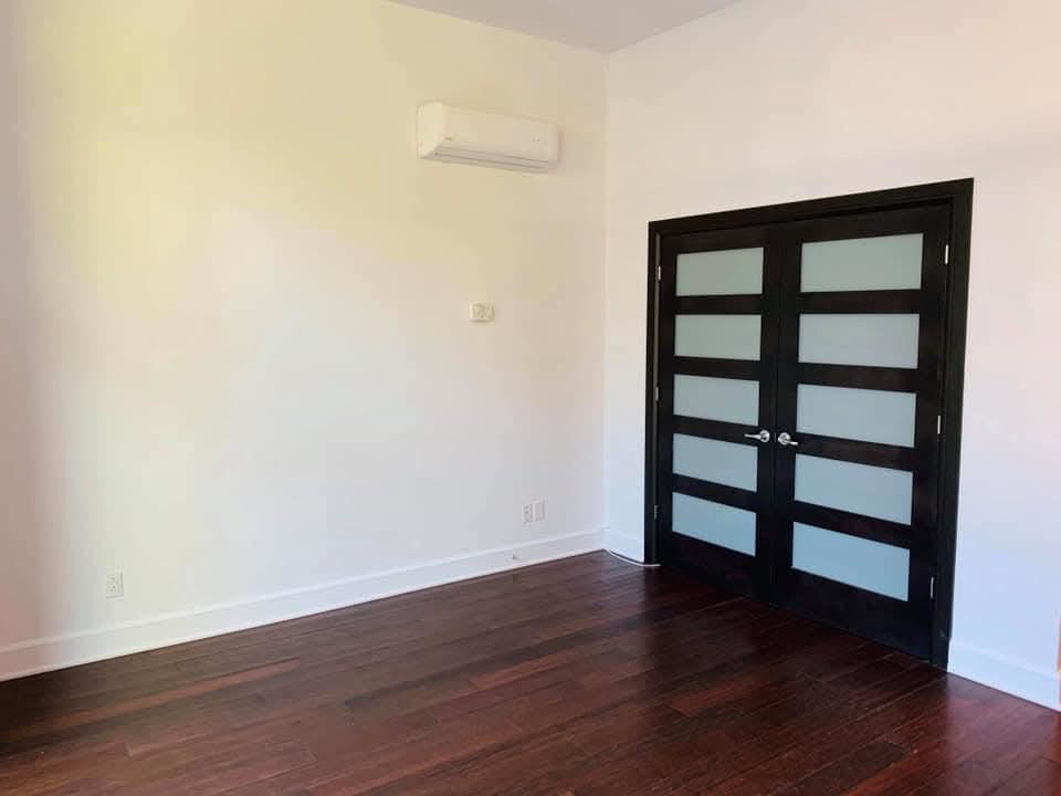 Condo à louer | 3179924