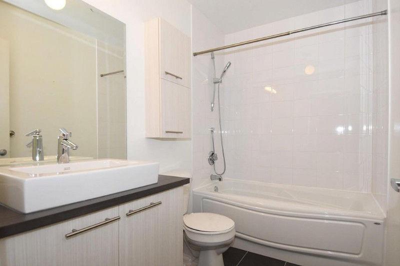 GRAND CONDO MODERNE 4 1/2 - STADE OLYMPIQUE / MÉTRO VIAU | 3179971