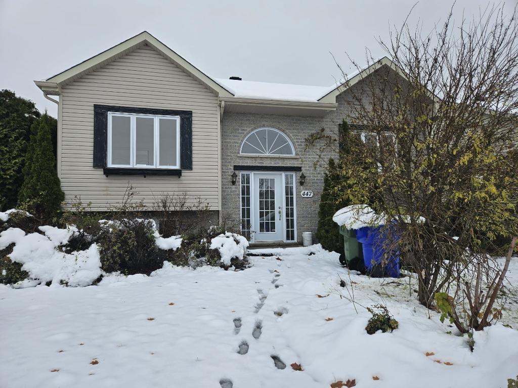 MAISON À LOUER - DISPONIBLE MAINTENANT | 3179986