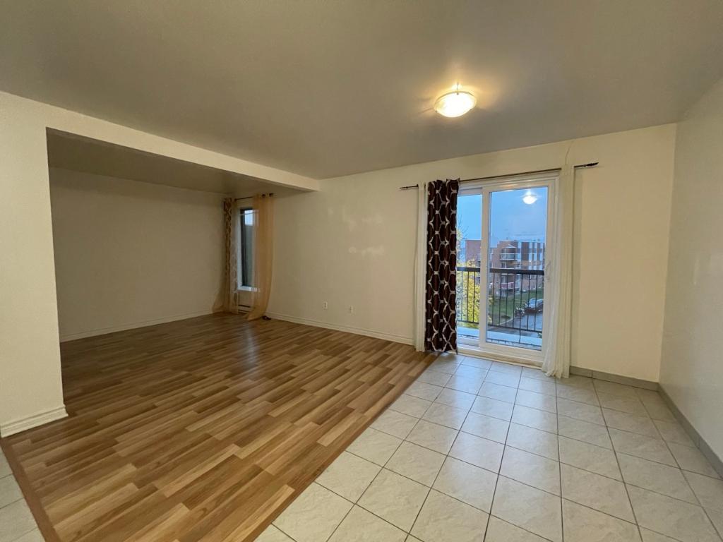 1 1/2 libre maintenant à Sainte-Catherine (Rive-Sud de Mtl) | 3180138