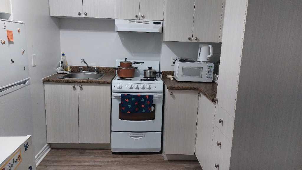 Cession de bail appart 1 chambre à coucher et 1 salle de bain | 3180371