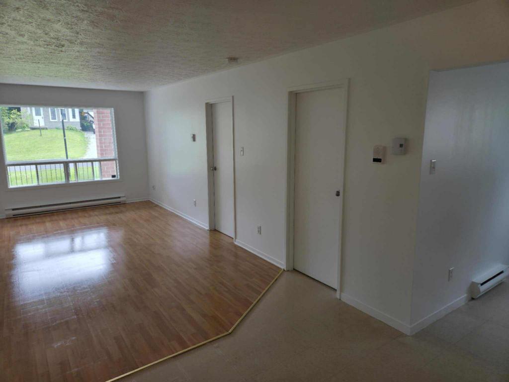 Superbe 3½ à 900$ - Secteur Ascot | 3180374