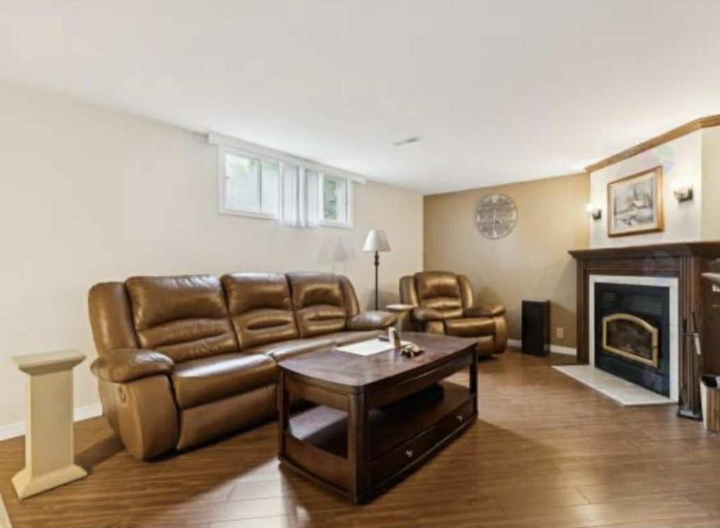 Grand logement 1 chambre à louer - tous les frais inclus !! 1400$/mois | 3180398