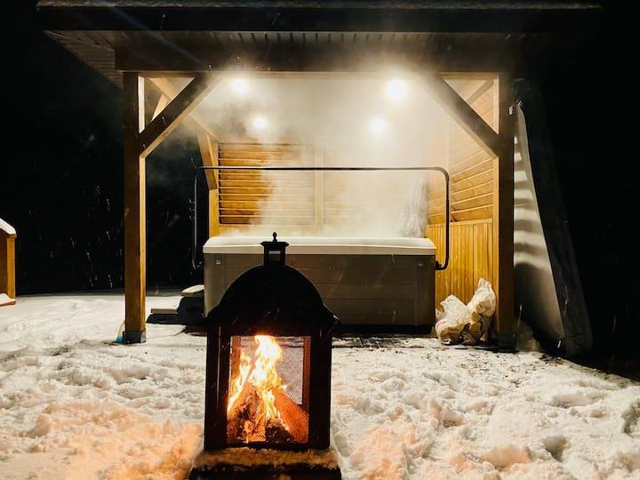 CITQ 297392 Mont Blanc Cottage Ski & Golf & PrivateJacuzzi & ComfortAwait & Amazing Family Gathering | 3180445