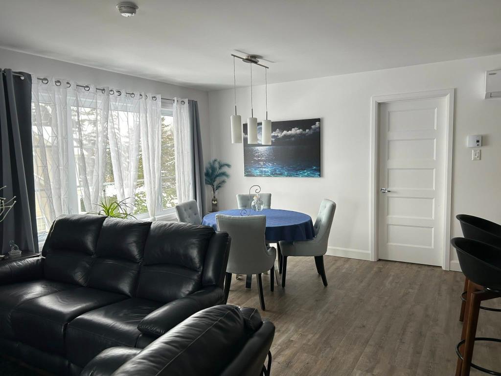 4 1/2 style condo St-Charles-Borromée | 3180463