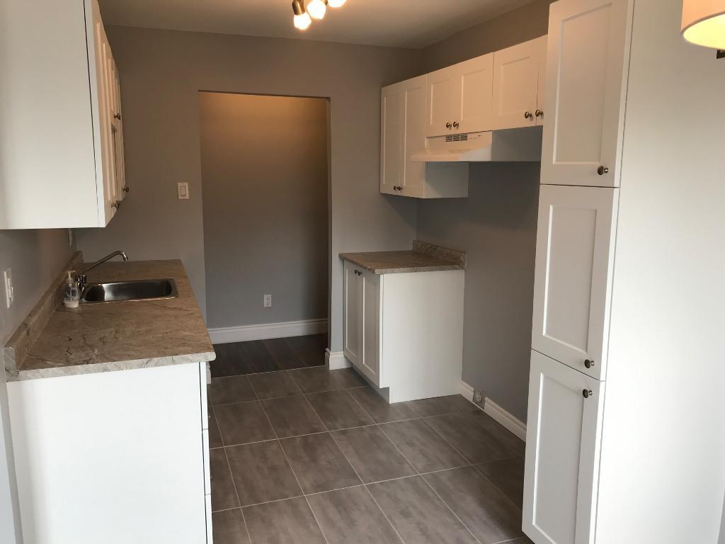 41/2 disponible maintenant, rénové, Longueil | 3180838