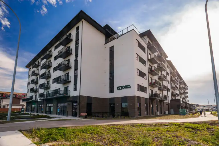 Canopy | 1530 Warde Avenue, Winnipeg | 3181283