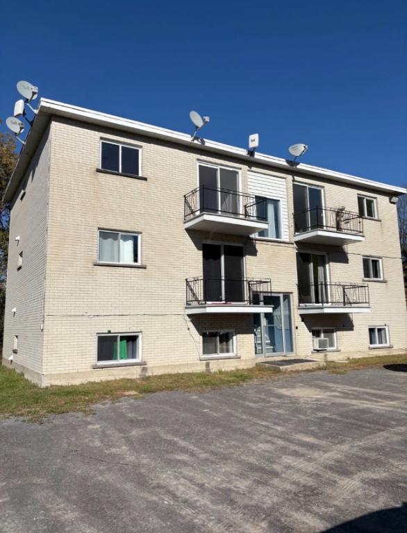 4 ½ à louer – 1 100 $/mois Lanoraie | 3181607