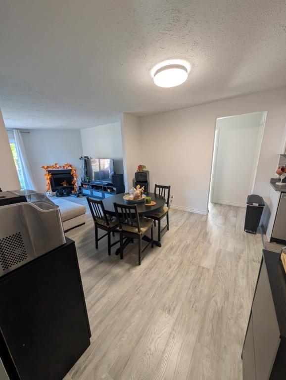 LAPRAIRIE, beau 4 1/2 style condo pres services et transport | 3181702