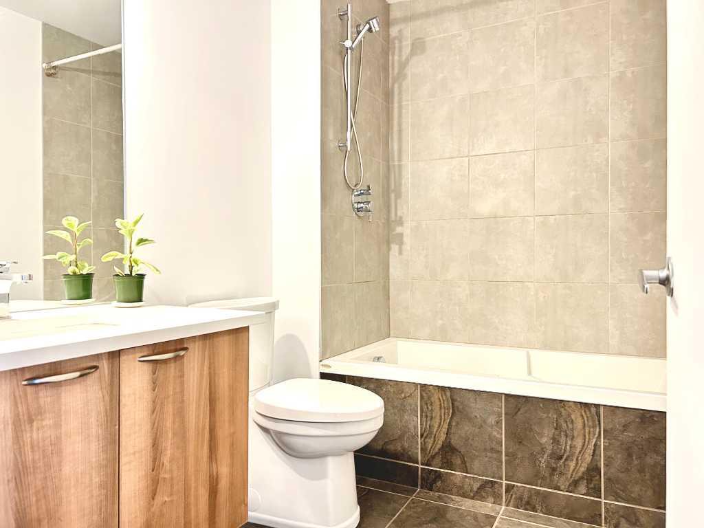 Condo spacieux 3 1/2 à Griffintown - CESSION DE BAIL 1650$/mois | 3181735