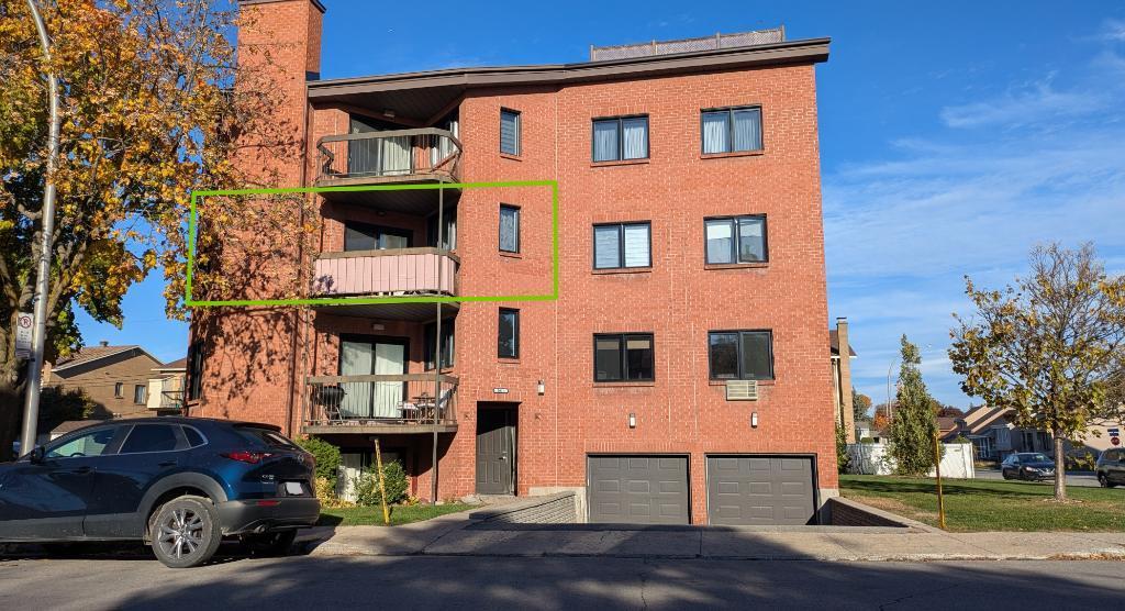 Grand condo Laval | 3181746