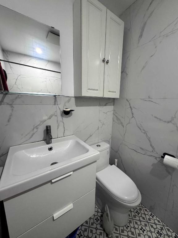 Grand 5 1/2 à louer à Aujou | 3181750