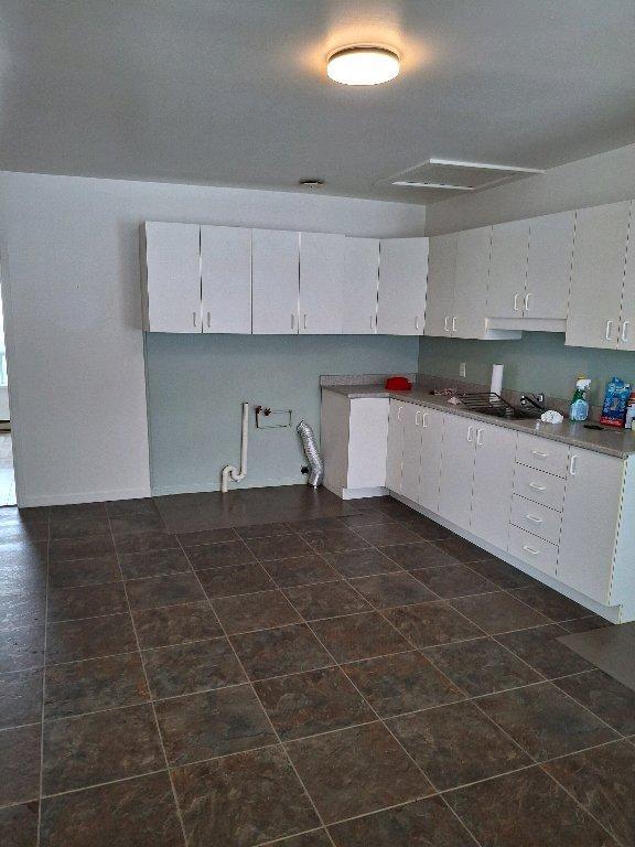 4etdemi a louer a st louis du ha ha pas chauffer pas éclairé pas chien 2eme étage | 3181953