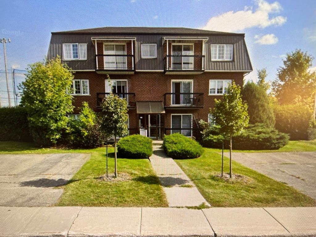 4 1/2 à louer | 3181966