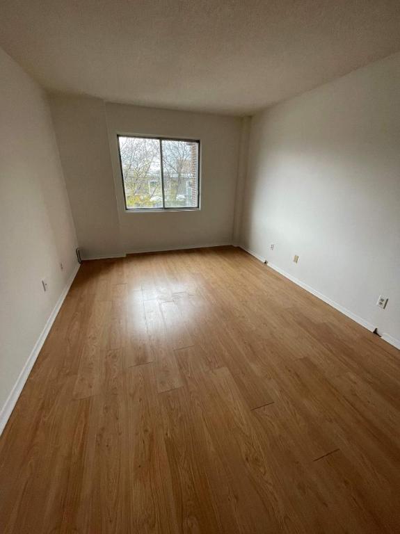 1 CH - 1 SDB - Côte Saint-Luc - $1,240 /mo | 3181983