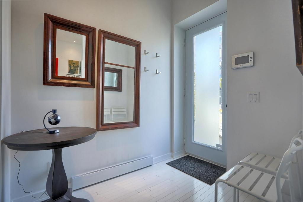 Magnifique condo meublé 3 mois renouvelable Métro Sherbrooke | 3182049