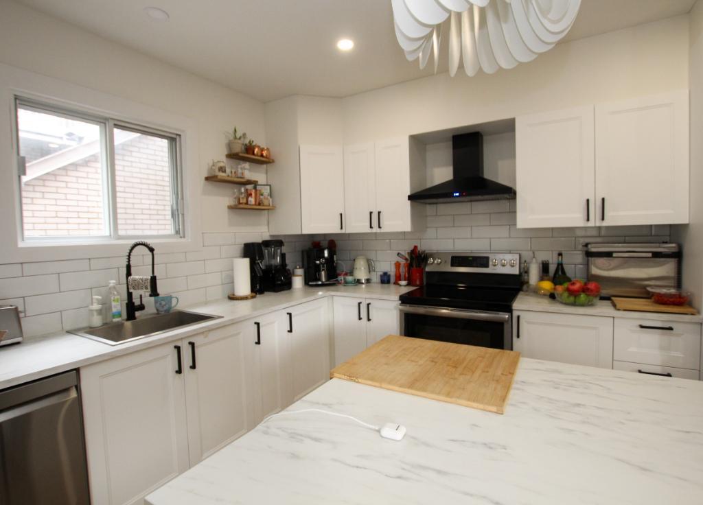 Rosemont 8 1/2 rénové, cour, garage, piscine | 3182091