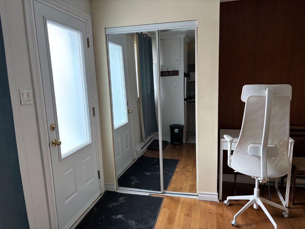 Studio meublé 1er décembre | 3182438