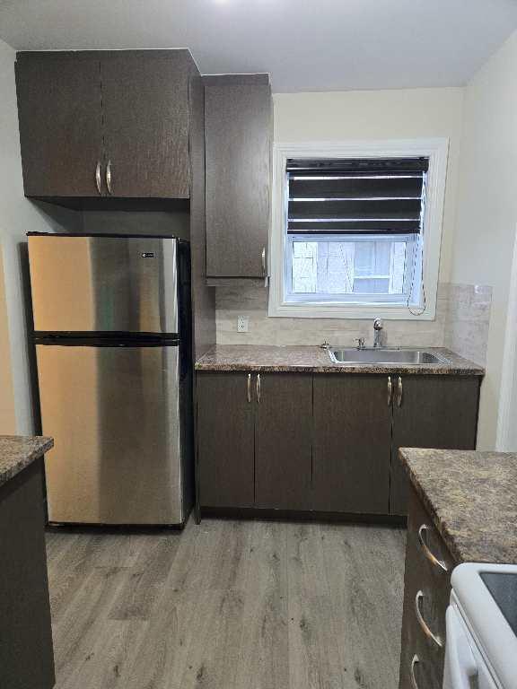 5 1/2 St-Roch Libre | 3182441