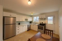 NE PAYEZ RIEN AVANT LE 1ER DECEMBRE.... COMME NEUF, NORD DE SHERBROOKE, GRAND 4 1/2, BALCONS, VUE SUR PARC, TRANQUILLE, RENOVÉ, CUISINE NEUVE... | 3182451