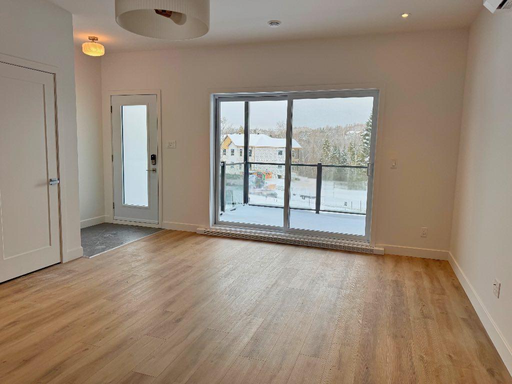 3 1/2 condo locatif neuf | 3182558