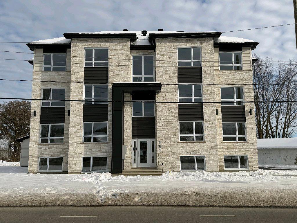 Appartement 51/2 neuf à louer | 3182846