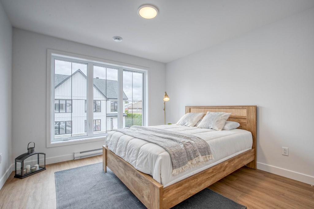 2 MOIS GRATUITS ! Grand 5 1/2 sur 2 étages - Appartement / logement à louer La Présentation | 3182959