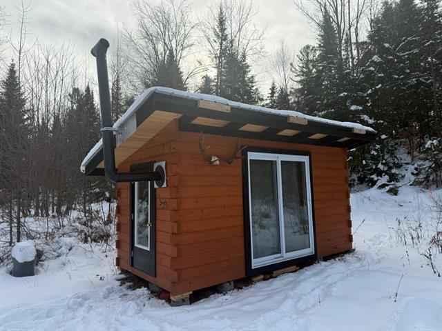 St-Elie-de-Caxton (Mauricie) : Terre zonée blanche | 3183341