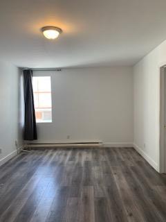 Beau logement petit 3 1/2 sur le bord de la mer à Sainte Anne des Monts \ Chauffé et éclairé ainsi que électros inclus | 3191028