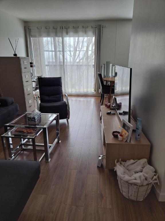 4 1/2 Chauffé/Éclairé, 1er Janvier ou un peu avant Lévis secteur Desjardins, UQAR, CFP | 3183259