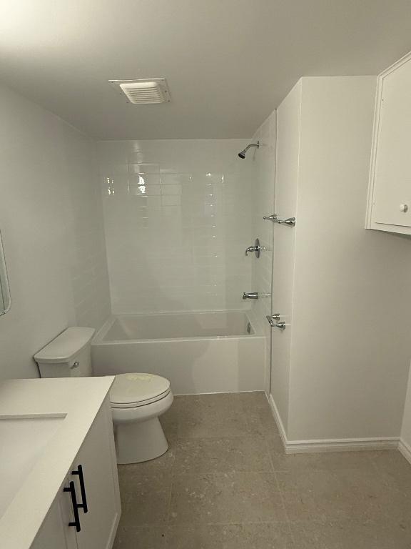 4 1/2 à louer très grand entièrement rénové | 3183281