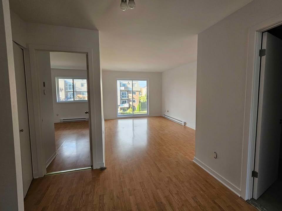 Grand 4 1/2 rénové à Varennes | 3183316