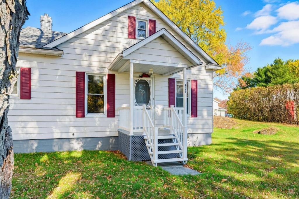 Maison à louer long terme - arrondissement de brompton | 3183317