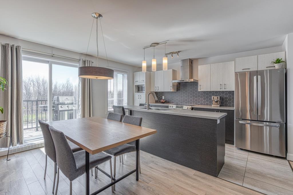 SUPER CONDO 5 1/2 À LOUER À NEUFCHÂTEL | 3196091