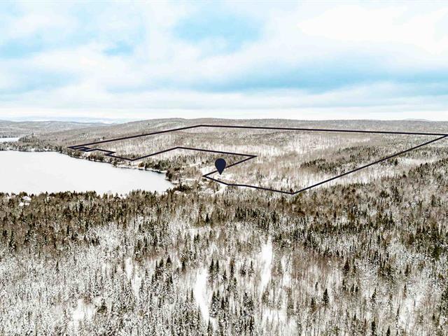 Adstock. Érablière de +-6200 entailles avec contingent acéricole de 18 149 lbs. | 3184583